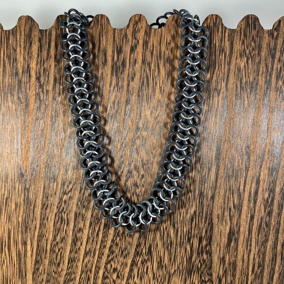 Stretchy Chainmaille Necklace Black & Silver Handmade Lightweight Modern Jewelry - Picture 2 of 3